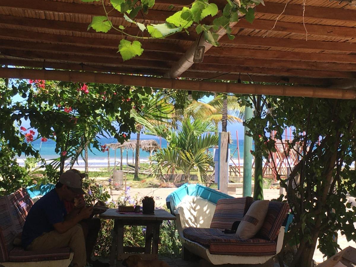 Casita Madame Hotel Puerto López Buitenkant foto