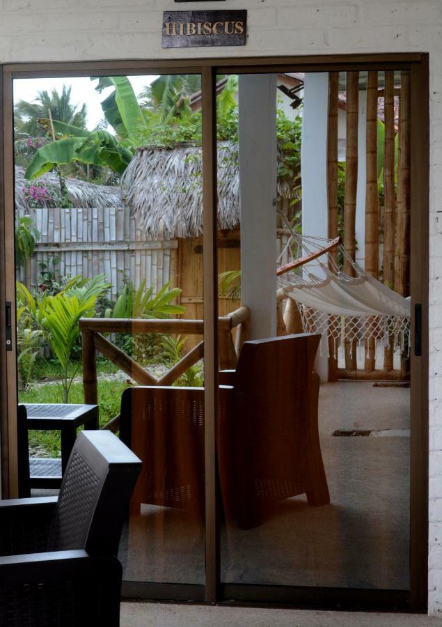 Casita Madame Hotel Puerto López Buitenkant foto