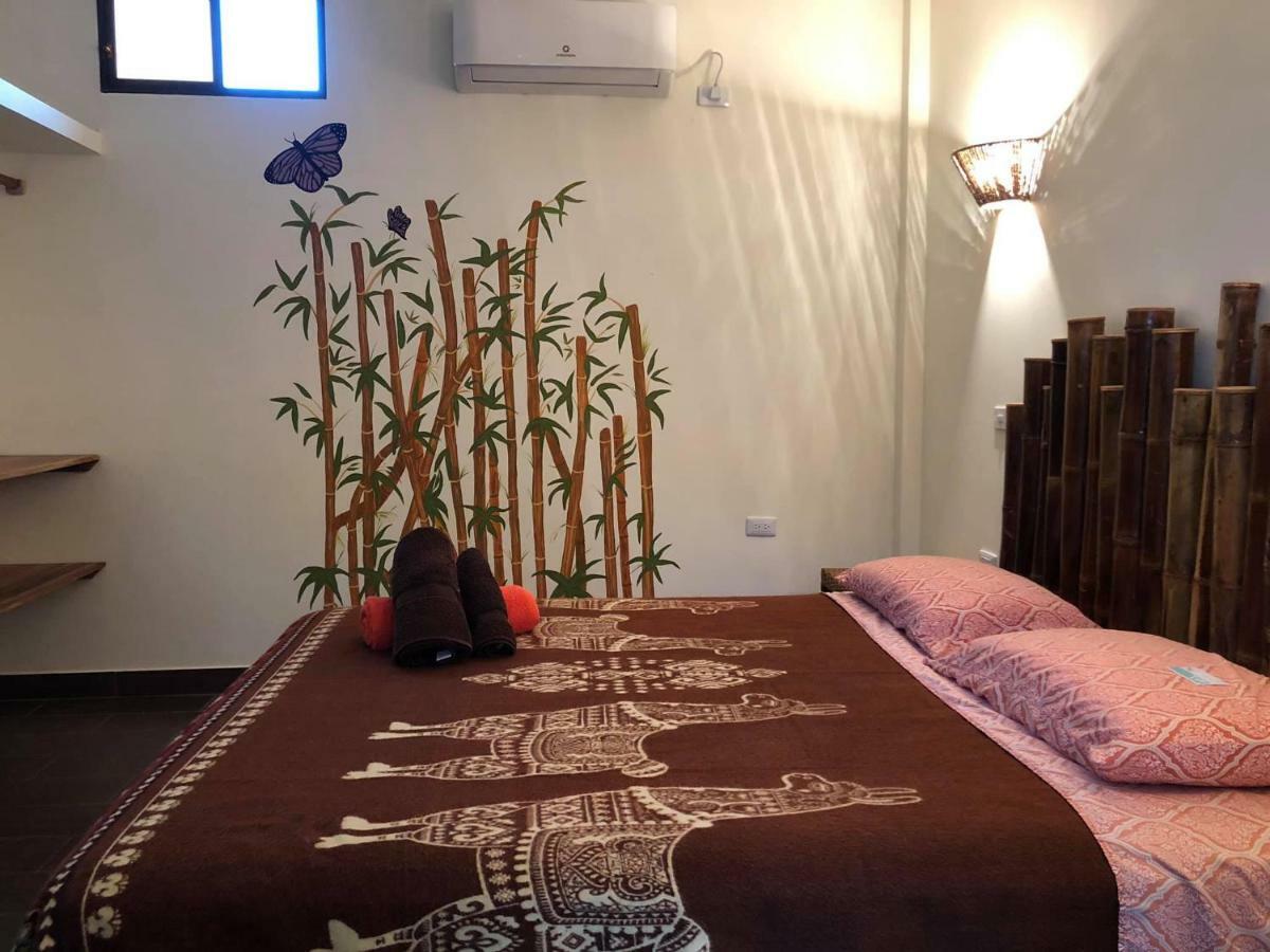 Casita Madame Hotel Puerto López Buitenkant foto